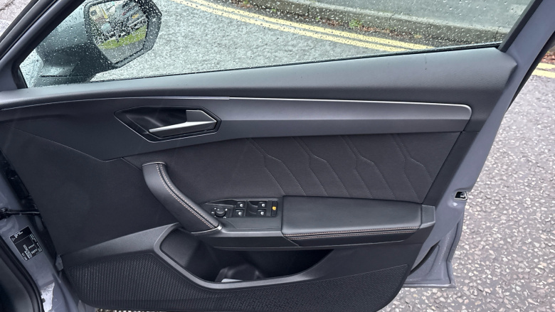 CUPRA Leon 1.5 eTSI 150 V1 5dr DSG Petrol Hatchback